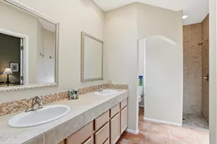 1910 E Purple Martin Ln, Green Valley, AZ 85614 - Photo 36