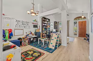 4521 N Scenic Mountain Dr, Tucson, AZ 85750 - Photo 6