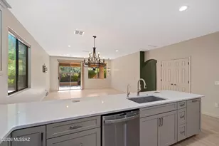 2292 E Ram Rock Rd, Oro Valley, AZ 85737 - Photo 10