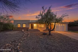 1526 N Paseo Cerca, Green Valley, AZ 85614 - Photo 2