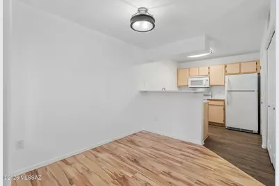 5751 N Kolb Road #40107, Tucson, AZ 85750 - Photo 2