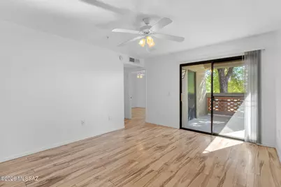 5751 N Kolb Road #40107, Tucson, AZ 85750 - Photo 8