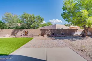 1736 N Wild Hyacinth Dr, Tucson, AZ 85715 - Photo 22