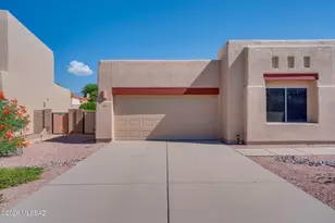 1736 N Wild Hyacinth Dr, Tucson, AZ 85715 - Photo 8