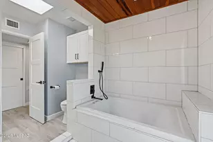 6551 N Camino Abbey, Tucson, AZ 85718 - Photo 20