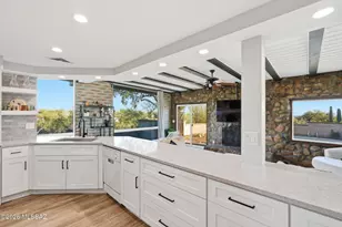 6551 N Camino Abbey, Tucson, AZ 85718 - Photo 8