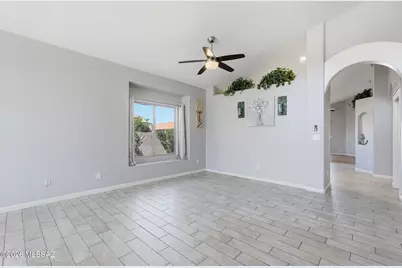 8903 E Marci Lynne Way, Tucson, AZ 85747 - Photo 6