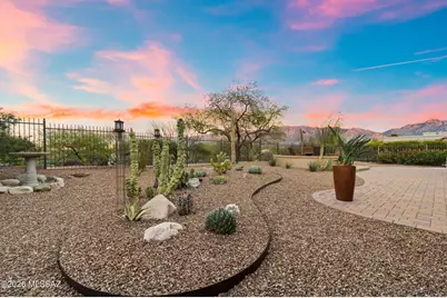 14610 N Chalk Creek Drive, Oro Valley, AZ 85755 - Photo 4