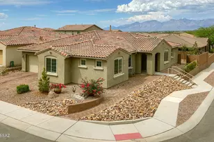 10261 E Iron Horse Trail, Tucson, AZ 85747 - Photo 2