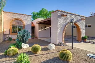 1383 W Camino Calderon, Green Valley, AZ 85622 - Photo 2