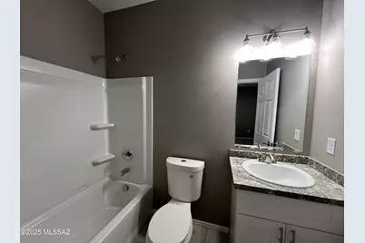 37 W Lester Street, Tucson, AZ 85705 - Photo 16