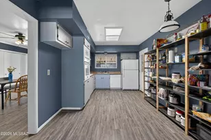 864 E Silver St, Tucson, AZ 85719 - Photo 10