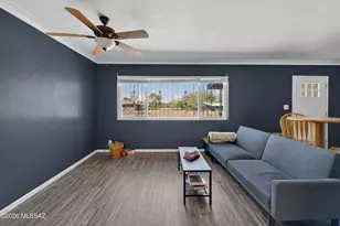 864 E Silver St, Tucson, AZ 85719 - Photo 8