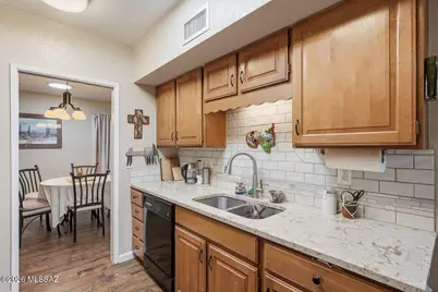 1331 W Calle Serrano, Green Valley, AZ 85622 - Photo 6