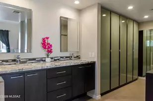 8136 N Night Pony Dr, Tucson, AZ 85743 - Photo 22