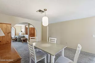 694 N Colette Cir, Tucson, AZ 85748 - Photo 18