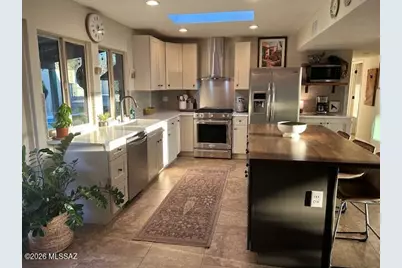 630 E Windward Circle, Oro Valley, AZ 85704 - Photo 6