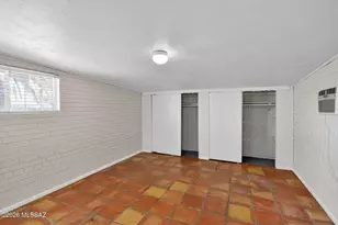 2272 E Blacklidge Dr, Tucson, AZ 85719 - Photo 22