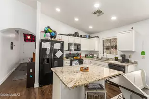 39425 S Cinch Strap Pl, Tucson, AZ 85739 - Photo 10