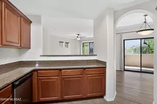 2550 E River Rd, Tucson, AZ 85718 - Photo 16