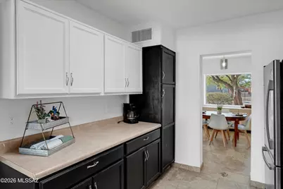 1112 W Huron Street, Tucson, AZ 85745 - Photo 16