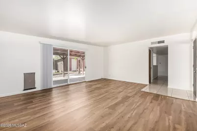 6902 E Kingston Drive, Tucson, AZ 85710 - Photo 8