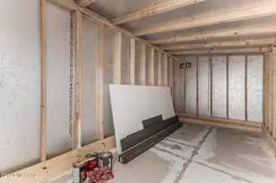 6902 E Kingston Dr, Tucson, AZ 85710 - Photo 32