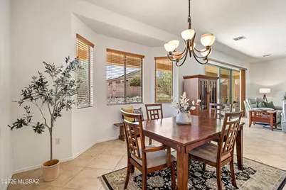 1131 W Tenniel Drive, Green Valley, AZ 85614 - Photo 10