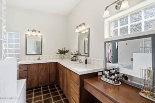 7341 N Ellison Dr, Tucson, AZ 85704 - Photo 30