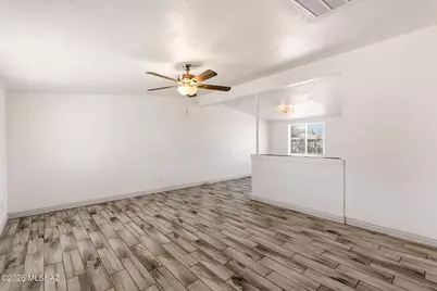 1718 S Avenida Regulo, Tucson, AZ 85710 - Photo 10