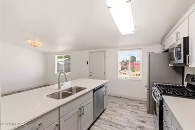 1718 S Avenida Regulo, Tucson, AZ 85710 - Photo 20