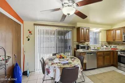 3102 S Sunset Villa, Tucson, AZ 85713 - Photo 6
