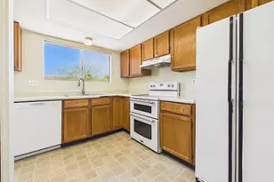 1285 S Lynx Dr, Tucson, AZ 85713 - Photo 8