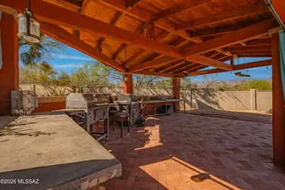 7945 E Cloud Road, Tucson, AZ 85750 - Photo 48