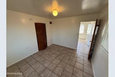 837 W Tipton Drive, Tucson, AZ 85705 - Photo 14