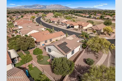 9461 N Twinkling Shadows Way, Tucson, AZ 85743 - Photo 4