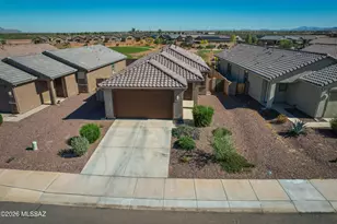 21968 E Thunderhead Dr, Red Rock, AZ 85145 - Photo 2