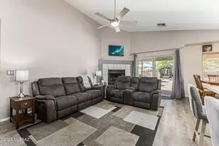 948 S Goldenweed Way, Tucson, AZ 85748 - Photo 10