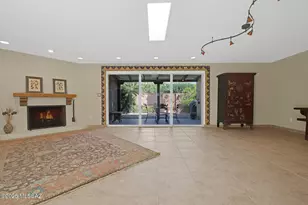 2561 E Cerrada Adelita, Tucson, AZ 85718 - Photo 4