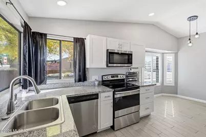 661 S Granite Falls Drive, Tucson, AZ 85748 - Photo 18