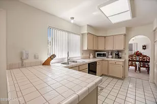 1091 W Graythorn Pl, Oro Valley, AZ 85737 - Photo 14