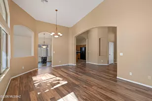 7488 N Bradstreet Dr, Tucson, AZ 85743 - Photo 6