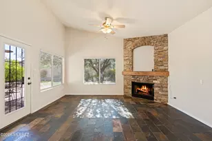 7488 N Bradstreet Dr, Tucson, AZ 85743 - Photo 10