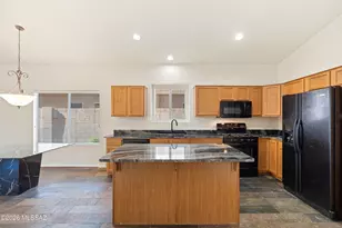 7488 N Bradstreet Dr, Tucson, AZ 85743 - Photo 12