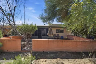 305 N Calle De Las Profetas, Green Valley, AZ 85614 - Photo 24