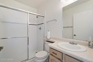 305 N Calle De Las Profetas, Green Valley, AZ 85614 - Photo 10