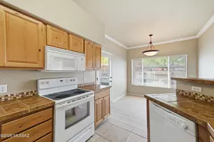 7050 E Sunrise Dr, Tucson, AZ 85750 - Photo 10