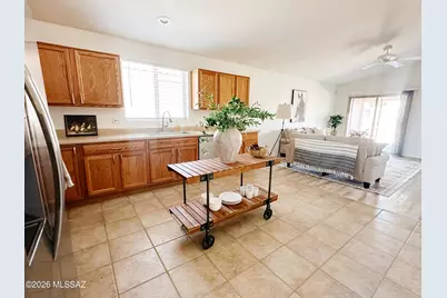 8864 N Palo Verde Bluffs Place, Tucson, AZ 85742 - Photo 8