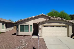 8864 N Palo Verde Bluffs Pl, Tucson, AZ 85742 - Photo 2