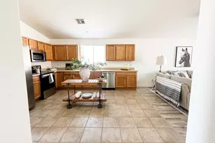 8864 N Palo Verde Bluffs Pl, Tucson, AZ 85742 - Photo 6